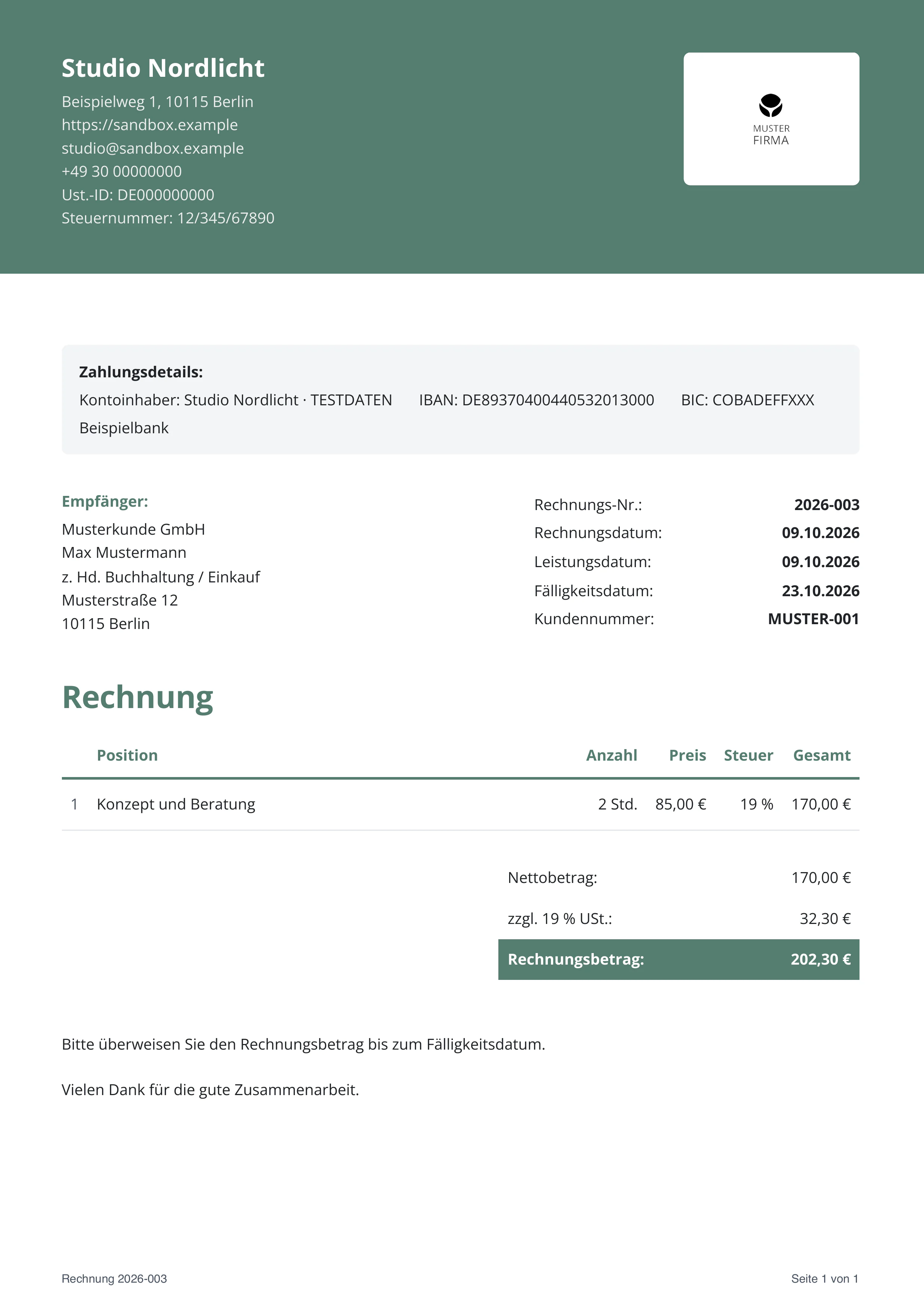Vollständige A4-Seite einer echten Privatura-PDF-Rechnung mit fiktiven Leistungen und dem Rechnungsbetrag von 202,30 Euro.